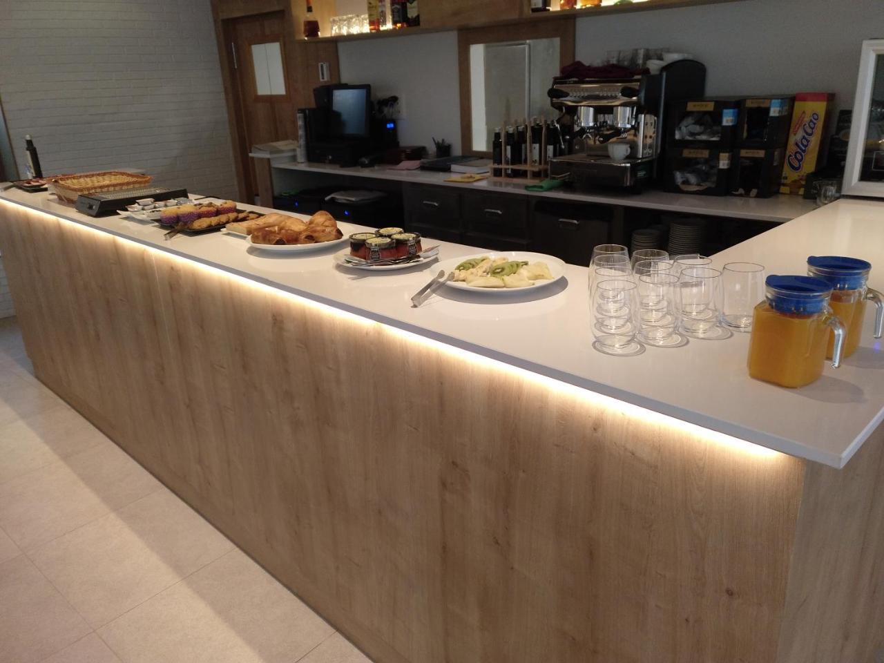 Hotel Entrerailes 카살라레이나 외부 사진