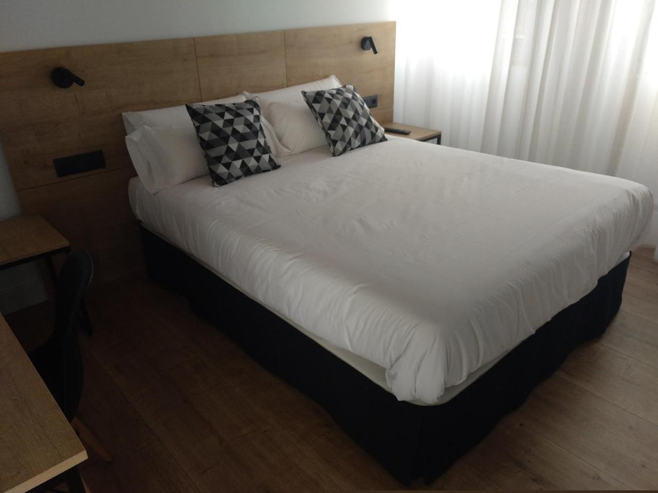 Hotel Entrerailes 카살라레이나 외부 사진